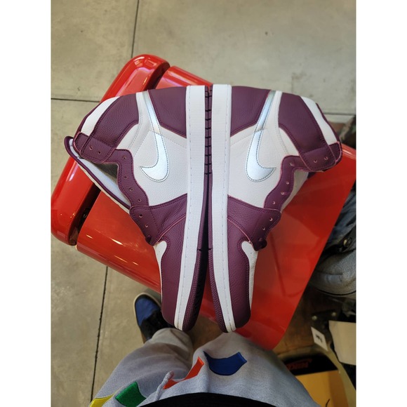 Jordan 1 bordeaux size 18 - Picture 10 of 11